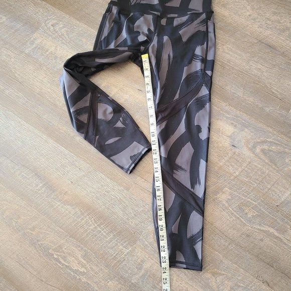 Athleta US Women's Size Small Tenacity 7/8 Tight Leggings Black Gray Athletic - Picture 9 of 11